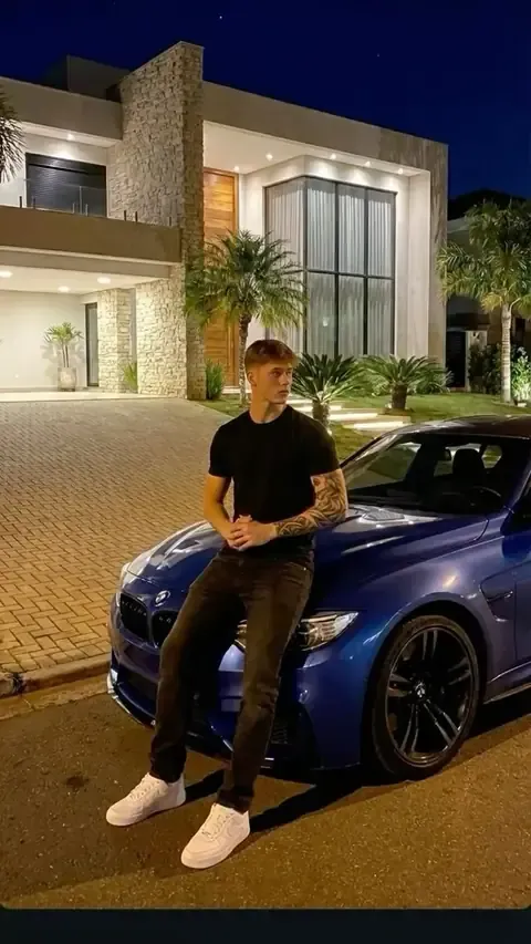 Amostra de foto em contexto Status noturno